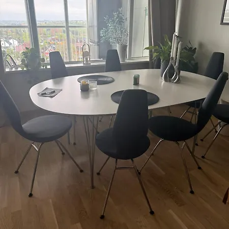 Bright Top-floor With Panoramic Views Near Ons